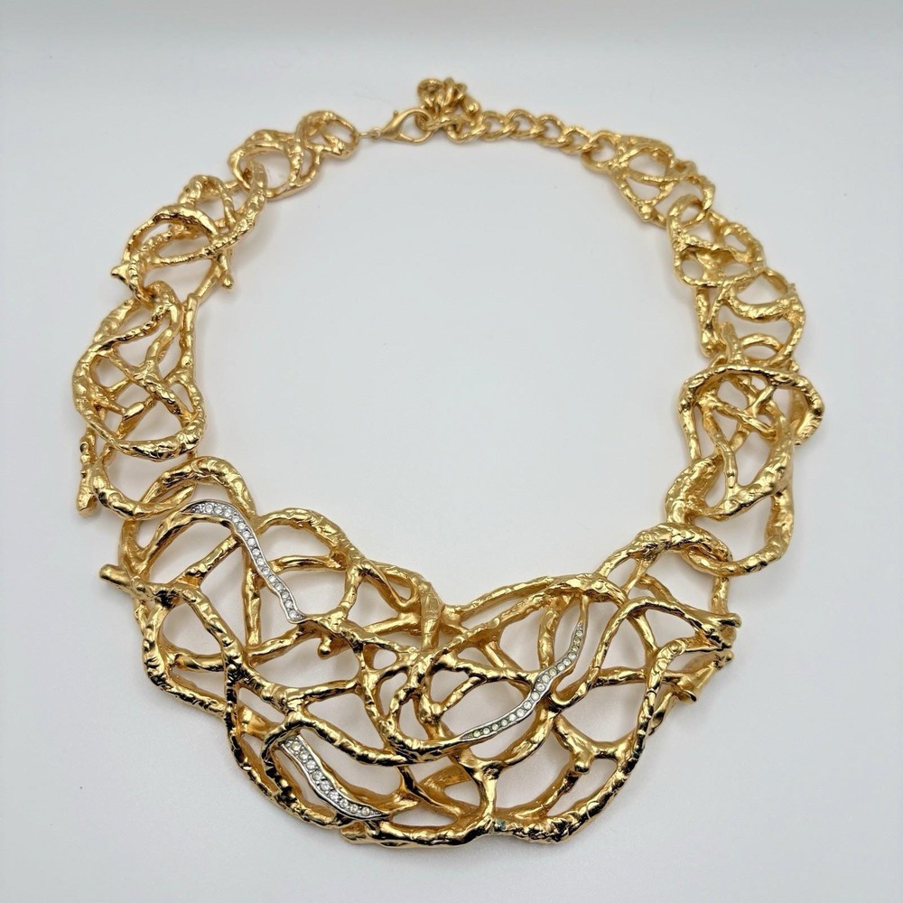 Vintage Elizabeth Taylor for Avon Necklace Treasured Vine Gold Tone Statement